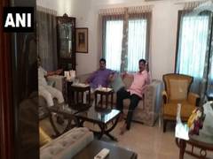 
      
      K'taka: Cong MLAs meet BJP's R Ashok and SM Krishna, say...
      
      