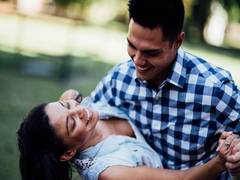 
      
      Men can sniff out whether a woman is sexually aroused,...
      
      