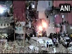 
      
      One died, 19 injured after building collapsed in Mumbai
      
      