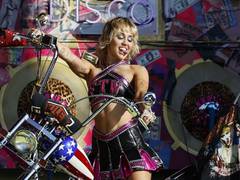 
      
      Miley Cyrus delivers unforgettable show-stopping performance...
      
      