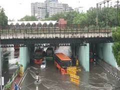 
      
      Heavy rain floods roads, streets as temperature dips in Delhi-NCR
      
      