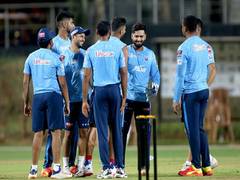 
      
      IPL 2021: Delhi Capitals sweat it out ahead of first game...
      
      