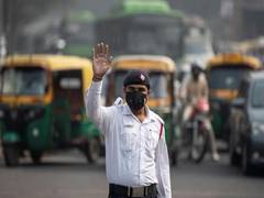 
     Delhi gasps for breath as AQI crosses 370 mark
    