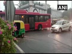 
      
      Heavy rain lashes several parts of Delhi on Sunday morning
      
      