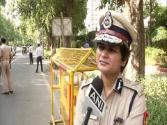 
      
      Delhi: Police personnel resume duty after day-long protest 
      
      