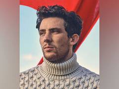 
      
      Josh O'Connor to star in Alice Rohrwacher's 'La Chimera'
      
      