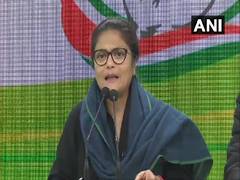 
      
      Congress condemns `manhandling' of Priyanka Gandhi, calls for...
      
      