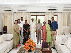 
      
      VP Naidu hosts lunch for outgoing President Ram Nath Kovind
      
      