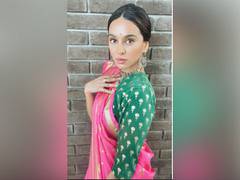 
      
      'Embrace it' : Shibani Dandekar tells netizens who wants to...
      
      