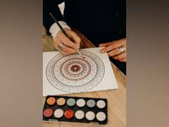
    Researchers combine traditional mandala colouring and brain sensing technologies to aid mindfulness
    