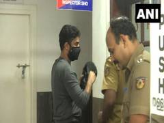 
      
      Sexual assault case: Actor Vijay Babu appears for interrogation
      
      