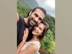 
      
      Here's how Kriti Kharbanda wished her beau Pulkit Samrat on...
      
      
