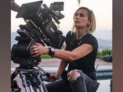 
      
      Candlelight vigil held in memory of 'Rust' cinematographer...
      
      