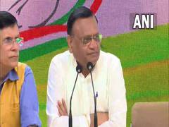 
      
      Congress suspends 3 Jharkhand MLAs who were held in West Bengal
      
      