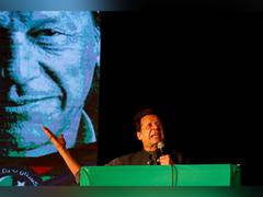 
      
      Imran Khan slams crackdown on media freedom in Pakistan
      
      