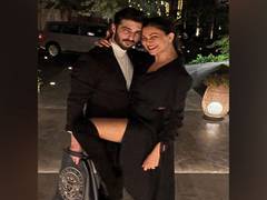 
      
      Here's how Sushmita Sen's beau Rohman wished her on birthday 
      
      