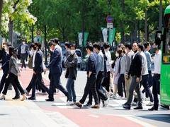 
      
      North Korea reports over 18,000 COVID-19 cases, 8 fatalities
      
      
