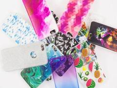 
    Dump expensive mobile covers from the market and create these DIY ones 
    