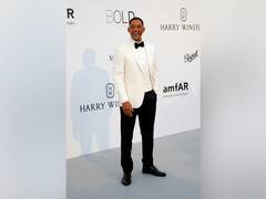 
      
      Will Smith shares his Genie beauty secrets from Aladdin
      
      
