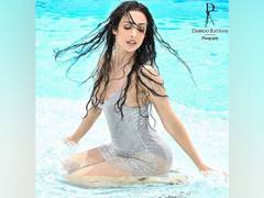 
      
      Malaika Arora shares sultry pool picture from Dabboo Ratani...
      
      