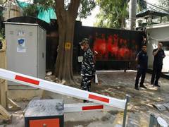 
      
      HC terms vandalization outside CM's house 'very disturbing' 
      
      