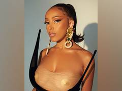 
      
      Doja Cat undergoes final tonsil surgery, shares pictures
      
      
