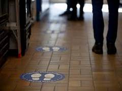 
    Social distancing varies by income in US: Study
    