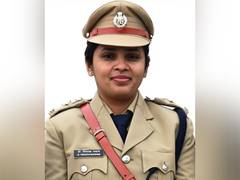 
      
      IPS Dr. Visakha Bhadane to get the Best Investigation Award 
      
      