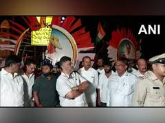 
      
      3 arrested in Karnataka for vandalising Tipu Sultan posters 
      
      