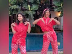 
      
      Shilpa Shetty Kundra enjoys vacation with sister Shamita in Goa
      
      