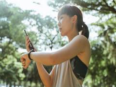 
      
      Here's how brain training app helps people avoid junk food,...
      
      