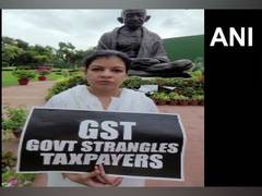
      
      Monsoon session: Suspended MPs to continue protest
      
      