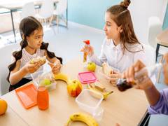 
      
      Evaluating peers' food choices may improve healthy eating...
      
      