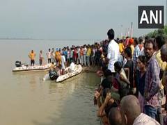 
      
      Boat carrying 55 people sinks in Bihar's Danapur
      
      