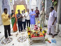 
      
      Mumbai: Ganeshotsav Mandal performs Padya Pujan of Lalbaugcha Raja
      
      
