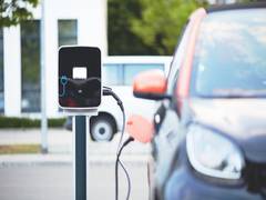 
      
      Delhi govt to offer interest subvention of 5pc on EVs, buyers...
      
      