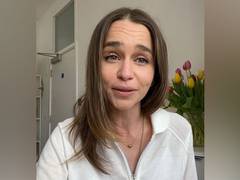 
      
      Emilia Clarke recalls her 'catastrophic failure' in a 2013 play
      
      