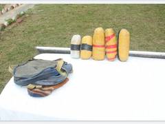 
      
      BSF foils smuggling attempt in Ferozepur, seizes 4.3 kg heroin
      
      