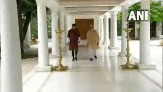 
      
      PM Modi meets King of Bhutan Jigme Khesar Namgyel Wangchuck
      
      