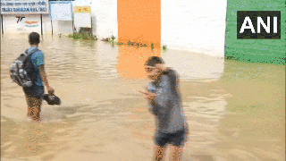 
      
      Karnataka CM blames Congress for Bengaluru flood woes
      
      