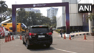 
      
      Jakarta decks up for ASEAN-India, East Asia Summits
      
      