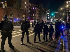 
      
      US Elections 2020: Oregon deploys National Guard in Portland...
      
      