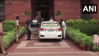 
      
      Finance Minister Nirmala Sitharaman reaches Ministry
      
      