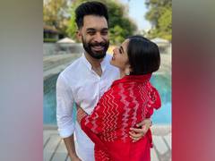 
      
      Mouni Roy shares first picture with fiance Suraj Nambiar amid...
      
      