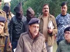 
      
      Ghaziabad police arrests 3 men, recovers 90 fake passports
      
      