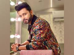 
      
      Rahul Vaidya receives death threats for mentioning deity's...
      
      