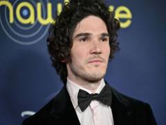
      
      Fra Fee joins 'Beauty and the Beast' prequel series
      
      