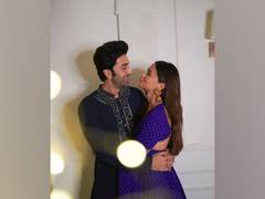 
      
      Alia Bhatt declares Ranbir Kapoor as 'best boyfriend ever'
      
      