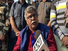 
      
      WB Civic polls: BJP's Jitendra Tiwari accuses TMC of...
      
      