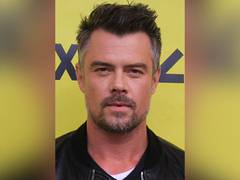 
      
      Josh Duhamel roped in as new male lead in 'The Mighty Ducks'
      
      